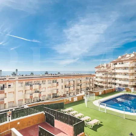 Apartment Cozy Getaway With Pool, Close To The By Rems Benalmadena