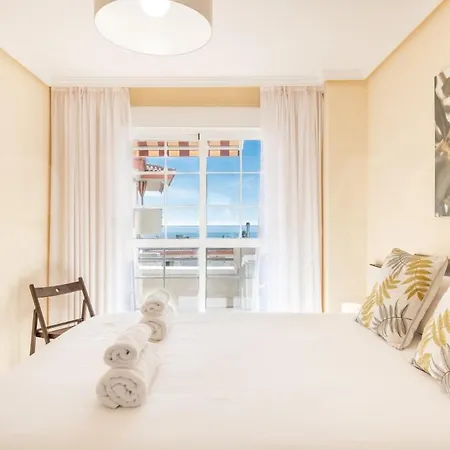 Cozy Getaway With Pool, Close To The By Rems *