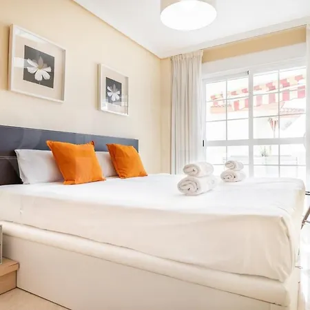 Cozy Getaway With Pool, Close To The By Rems * Benalmadena