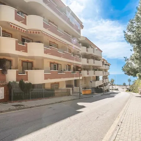 Cozy Getaway With Pool, Close To The By Rems Apartment Benalmadena
