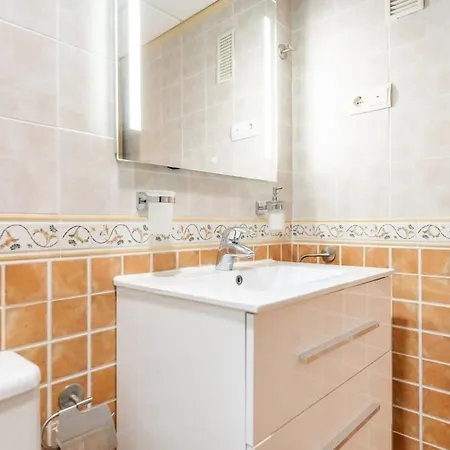 Cozy Getaway With Pool, Close To The By Rems Apartment *